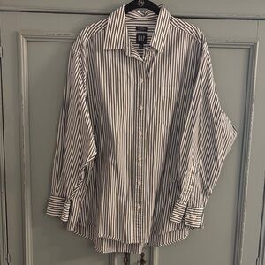 GAP “Big Shirt”
